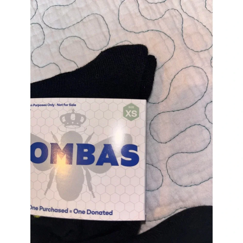 Bombas Black Ankle Socks 3-Pack XS Honeycomb Arch Support Bee Logo Striped